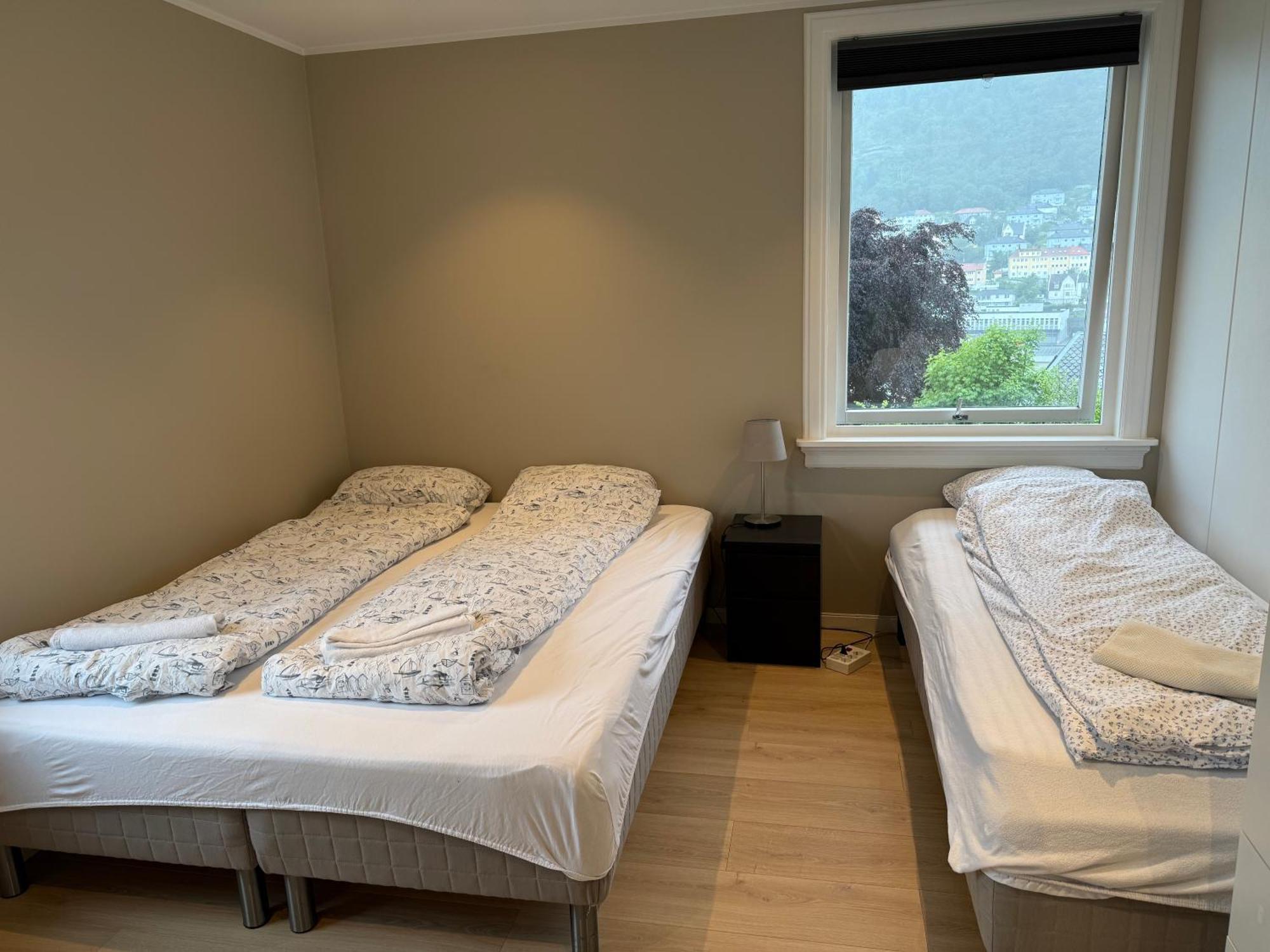 Modern With Free Parking * Bergen